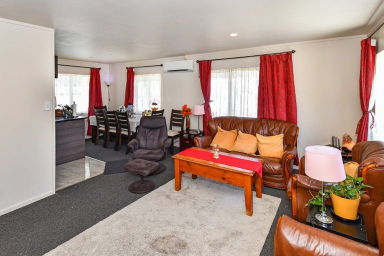 Photo of property in 30 Manston Road, Mangere, Auckland, 2022