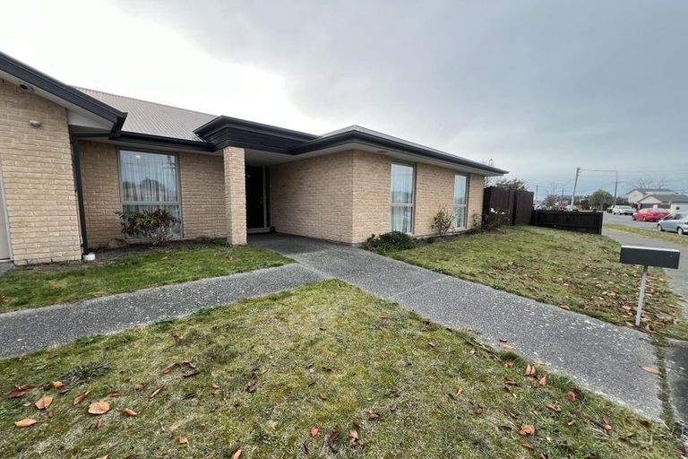 Photo of property in 73 Burwood Road, Burwood, Christchurch, 8083