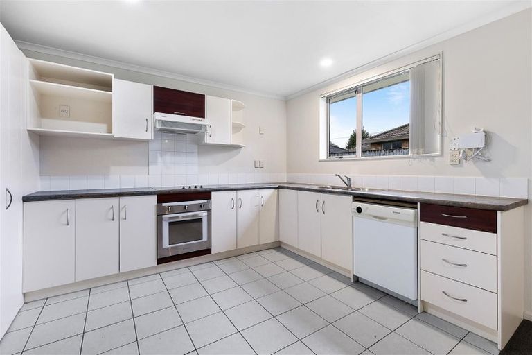 Photo of property in 30b Kayes Road, Pukekohe, 2120