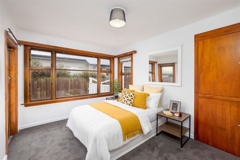 Photo of property in 130 Gayhurst Road, Dallington, Christchurch, 8061