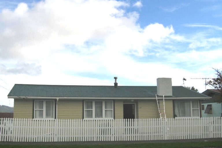 Photo of property in 85 Driver Crescent, Cannons Creek, Porirua, 5024