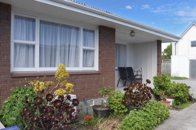 Photo of property in 5/85 Hills Road, Edgeware, Christchurch, 8013