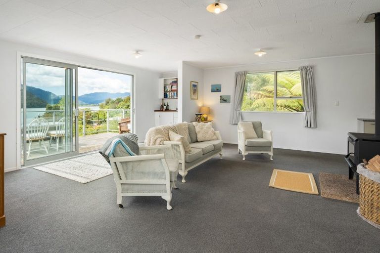 Photo of property in 685 Queen Charlotte Drive, Havelock, Picton, 7281