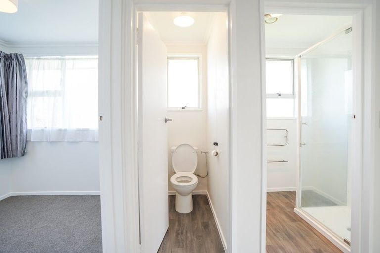 Photo of property in 42b Burns Avenue, Takaro, Palmerston North, 4412