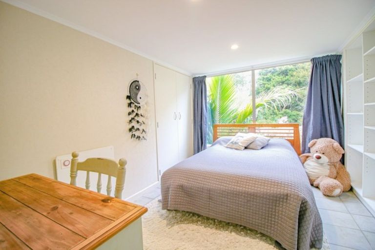 Photo of property in 140 Aokautere Drive, Fitzherbert, Palmerston North, 4410