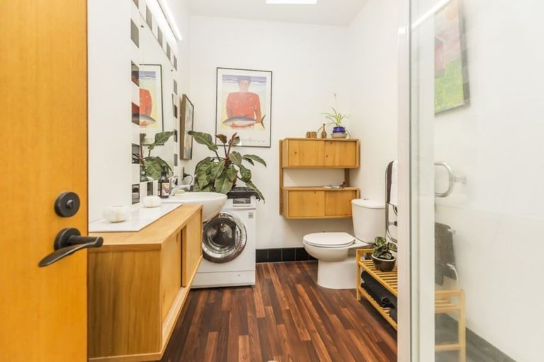 Photo of property in Dominion Apartments, 25/80 Victoria Street, Wellington Central, Wellington, 6011