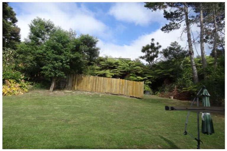 Photo of property in 662a Beach Road, Browns Bay, Auckland, 0630