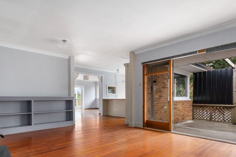 Photo of property in 17 Landview Road, Parkvale, Tauranga, 3112