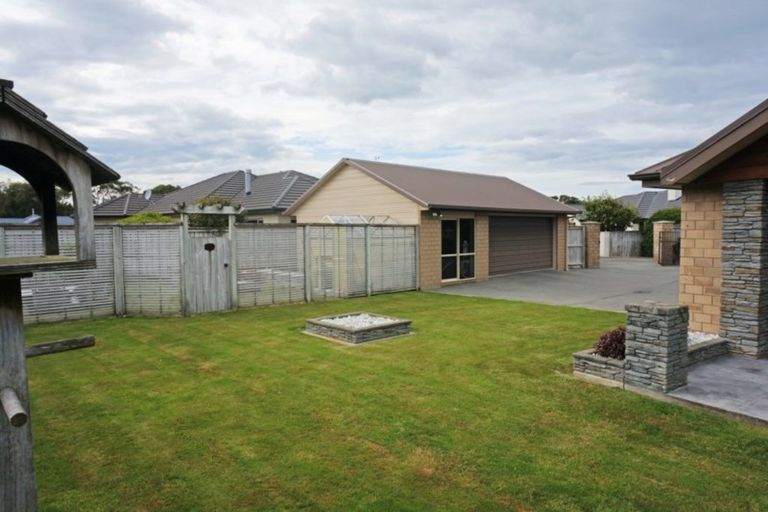 Photo of property in 53 Glenroy Park Drive, Waikiwi, Invercargill, 9810