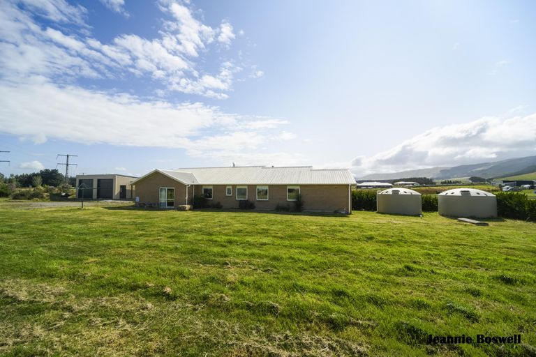 Photo of property in 83 Williams Road, Tokomaru, Palmerston North, 4474