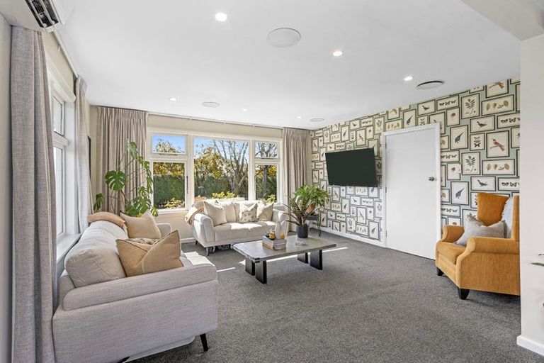 Photo of property in 1/2 Moreland Avenue, Papanui, Christchurch, 8053