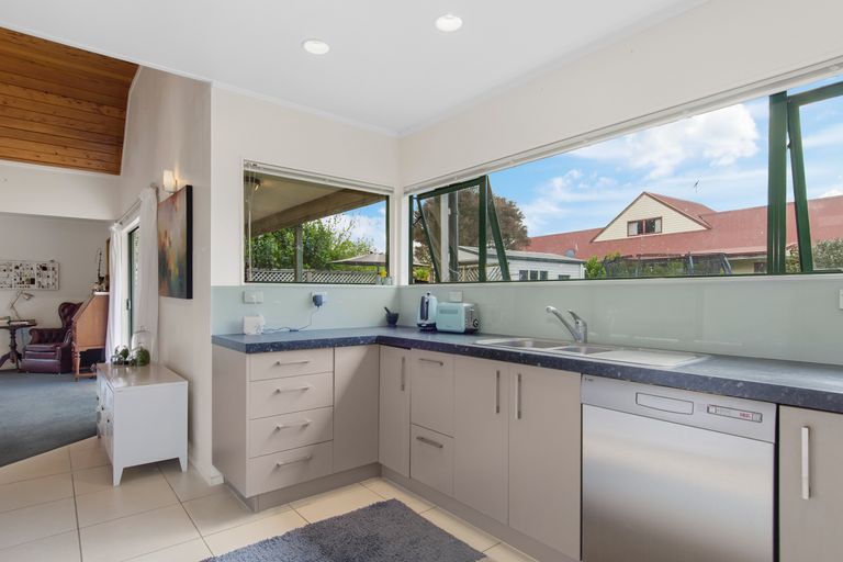 Photo of property in 94 Matakana Valley Road, Matakana, Warkworth, 0985