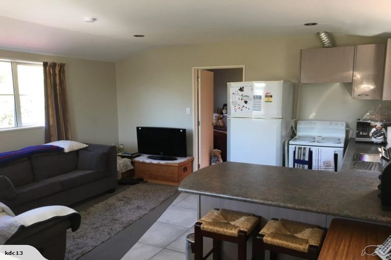 Photo of property in 10 Deavoll Place, Heathcote Valley, Christchurch, 8022