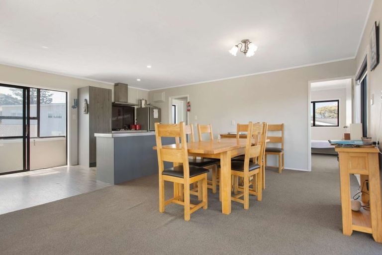 Photo of property in 618a Pukehina Parade, Pukehina, Te Puke, 3189