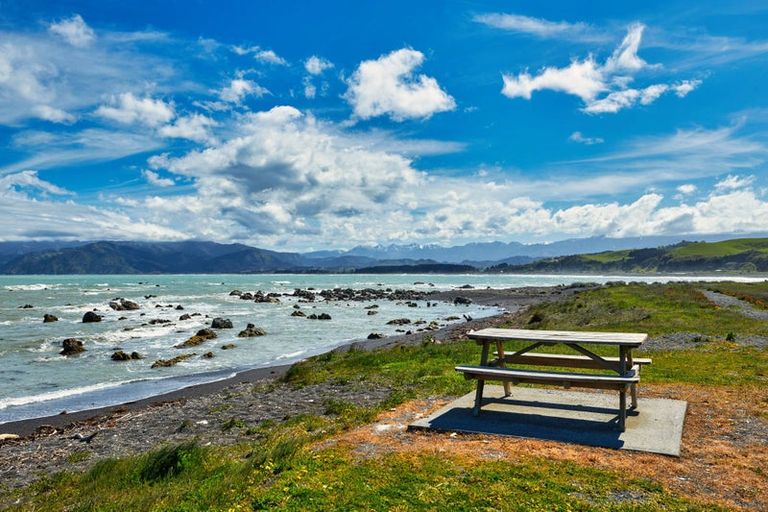 Photo of property in 13 South Bay Parade, South Bay, Kaikoura, 7300