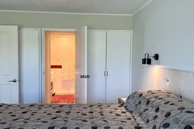 Photo of property in 140 Princes Street, Strathern, Invercargill, 9812