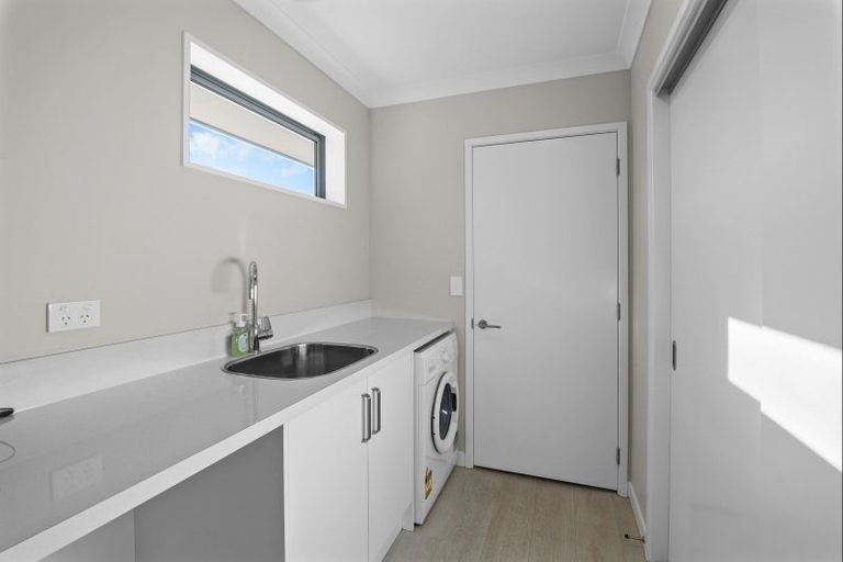 Photo of property in 14 Glenfinnan Place, West Melton, 7618