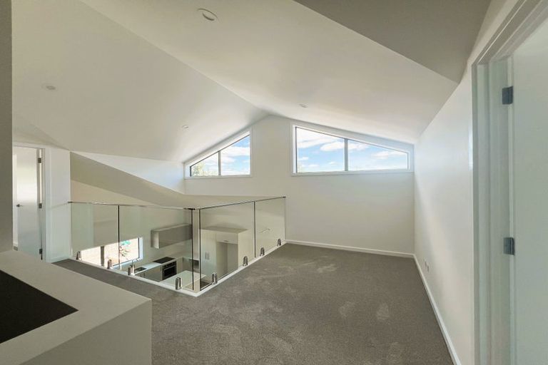 Photo of property in 16 Martin Street, Palmerston North, 4414