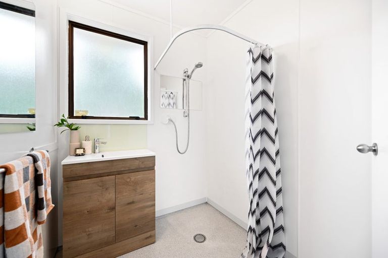 Photo of property in 17 Crawshaw Drive, Nawton, Hamilton, 3200