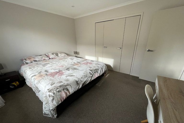 Photo of property in 38 Powrie Street, Glenfield, Auckland, 0629