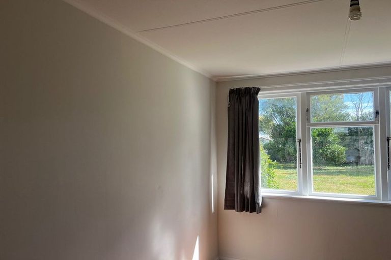 Photo of property in 12 Hinemoa Street, Levin, 5510