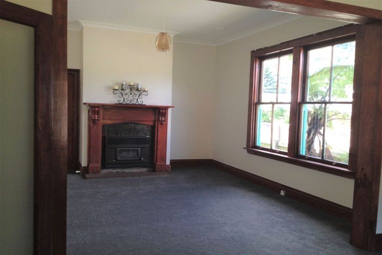 Photo of property in 24 Devon Street, Picton, 7220