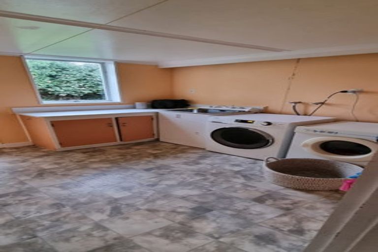 Photo of property in 5 Belgrave Place, Awapuni, Palmerston North, 4412