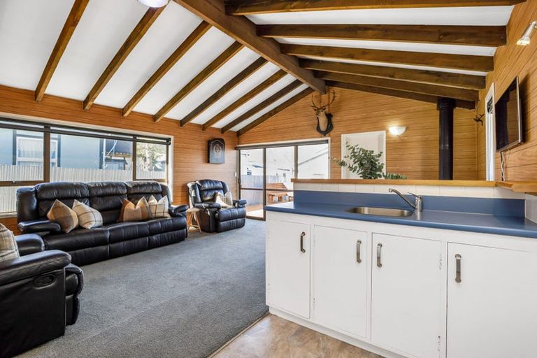 Photo of property in 97 Two Thumbs Street, Ashburton Lakes, Mount Somers, 7771