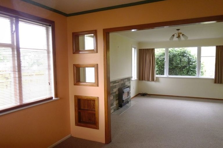 Photo of property in 3 Busby Place, Awapuni, Palmerston North, 4412