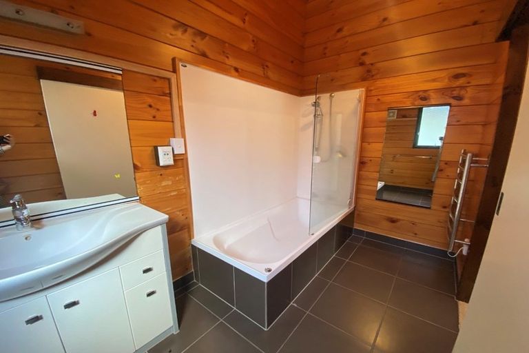 Photo of property in 6 Iles Road, Lynmore, Rotorua, 3010