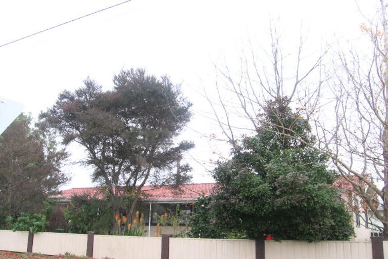 Photo of property in 30 Howard Road, Taradale, Napier, 4112
