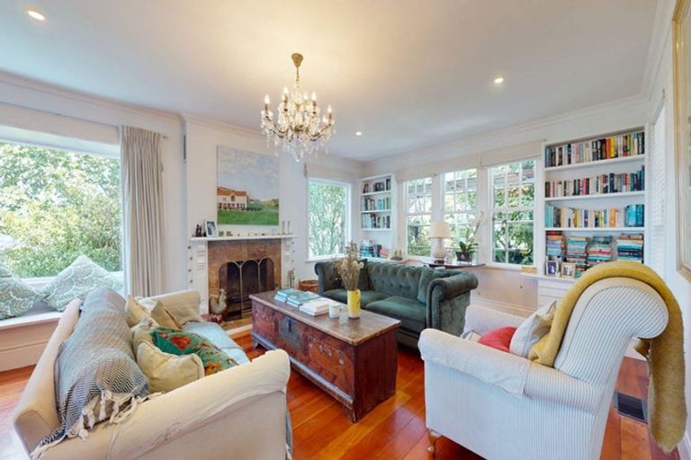 Photo of property in 26 Sefton Street, Wadestown, Wellington, 6012