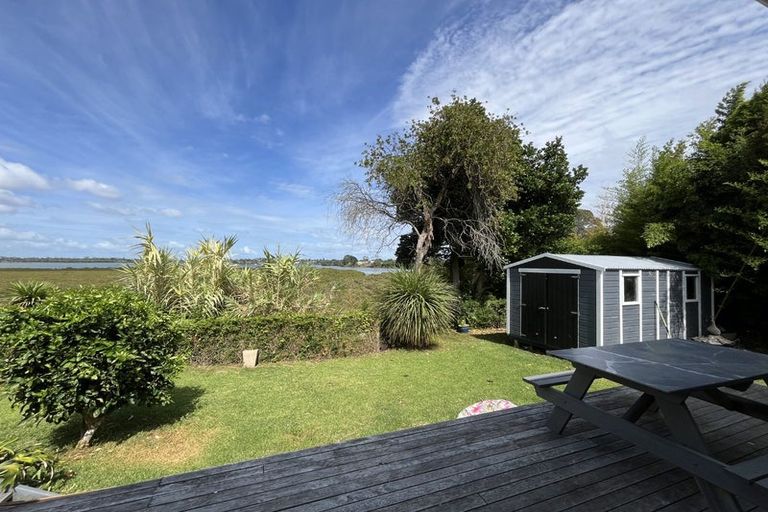Photo of property in 1/16 Roseburn Place, Pakuranga, Auckland, 2010