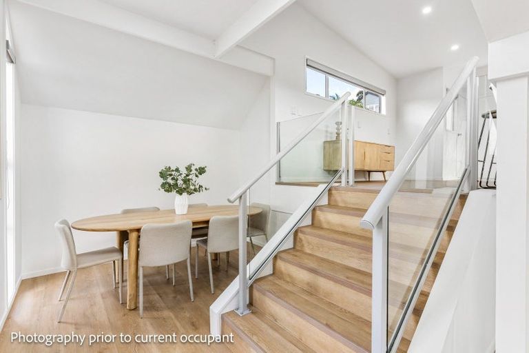 Photo of property in 3a Pah Road, Cockle Bay, Auckland, 2014