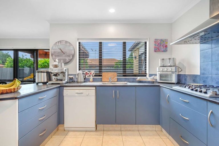 Photo of property in 25 Kahira Crescent, Papamoa Beach, Papamoa, 3118