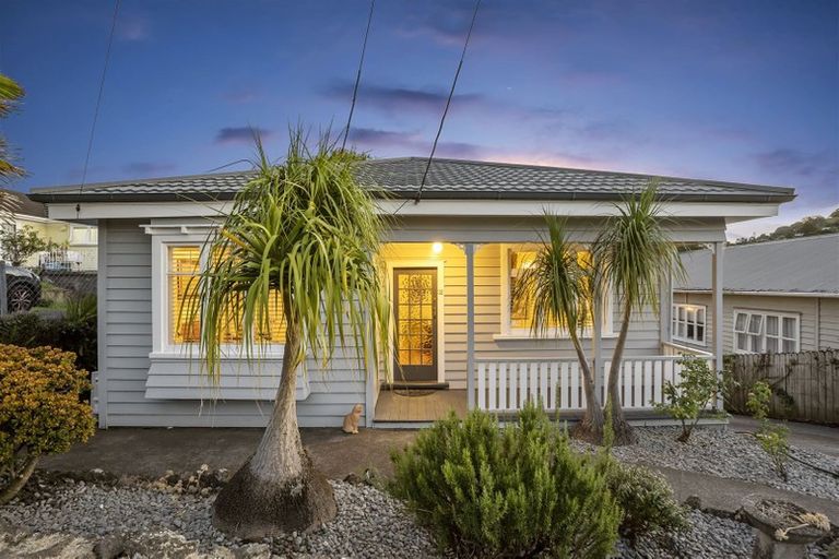 Photo of property in 32 Fergusson Avenue, Sandringham, Auckland, 1025