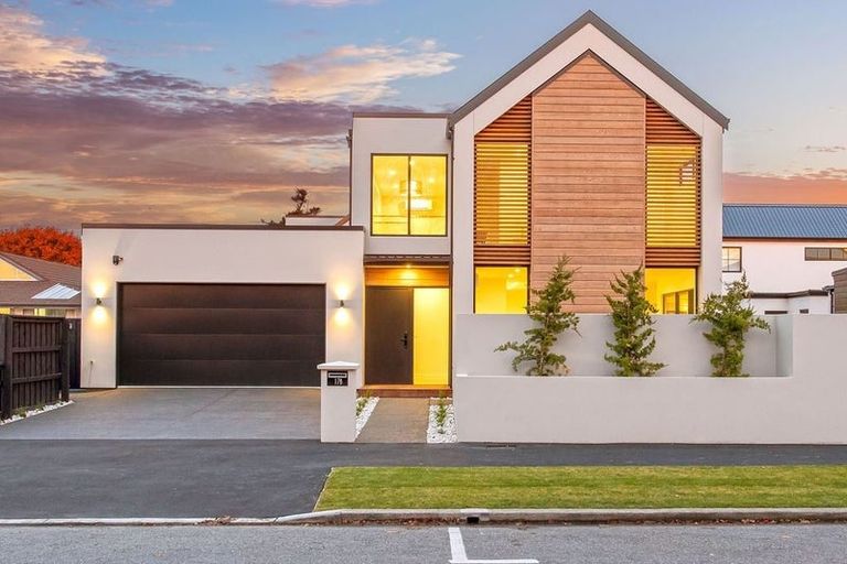 Photo of property in 17b Kirkwood Avenue, Upper Riccarton, Christchurch, 8041