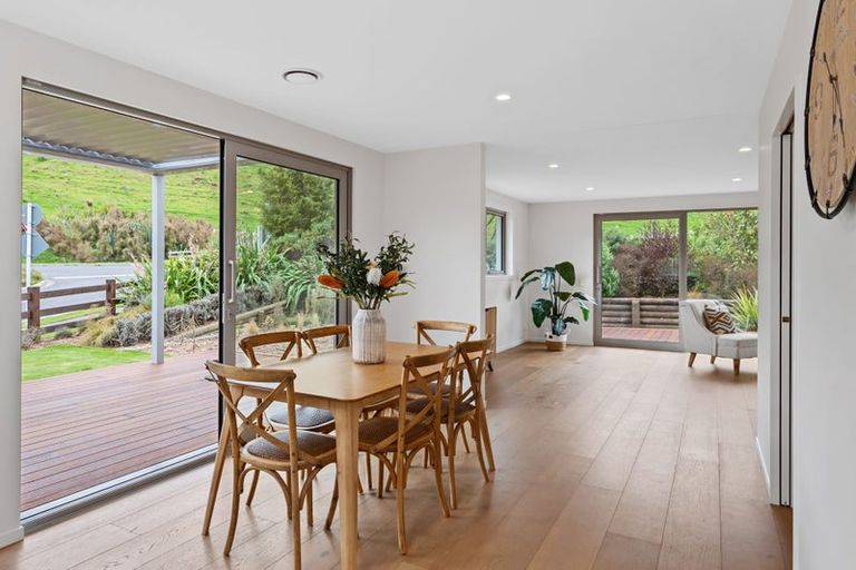 Photo of property in 1 Kahika Lane, Westmorland, Christchurch, 8025