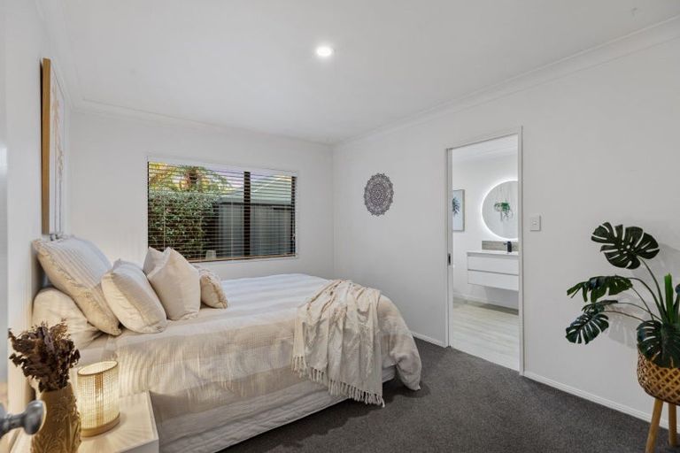 Photo of property in 16 Oriental Parade, Papamoa Beach, Papamoa, 3118