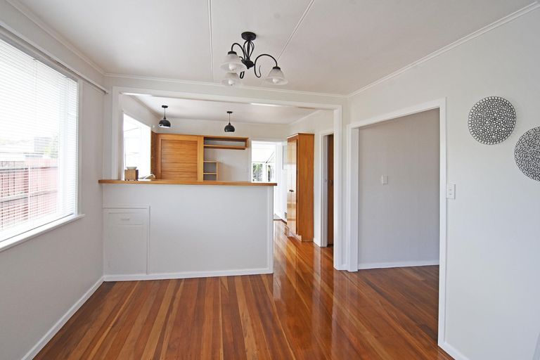 Photo of property in 24 Fergusson Street, Solway, Masterton, 5810