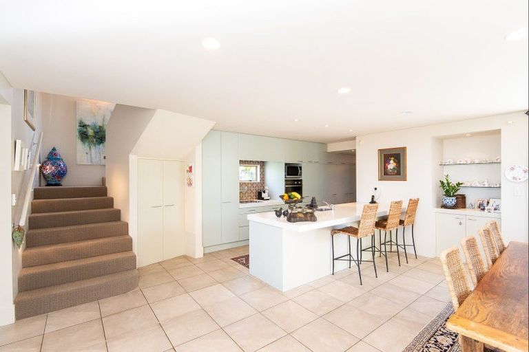 Photo of property in 47 Cumberland Rise, Taradale, Napier, 4112