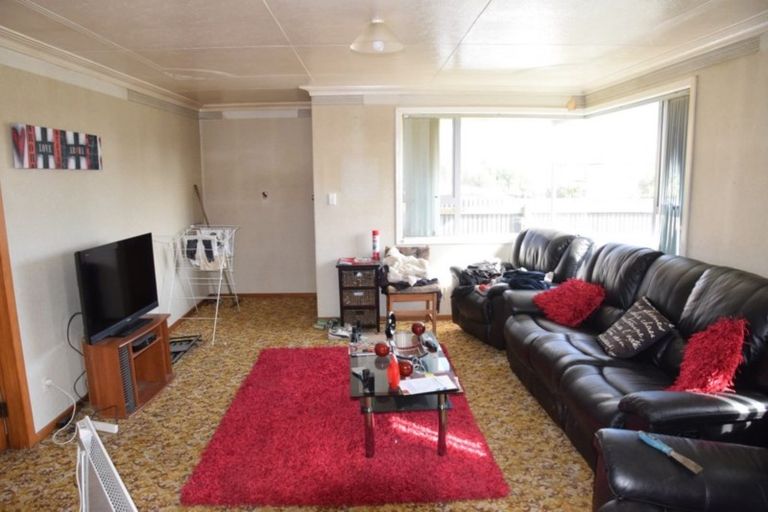 Photo of property in 75 Mcquarrie Street, Kingswell, Invercargill, 9812