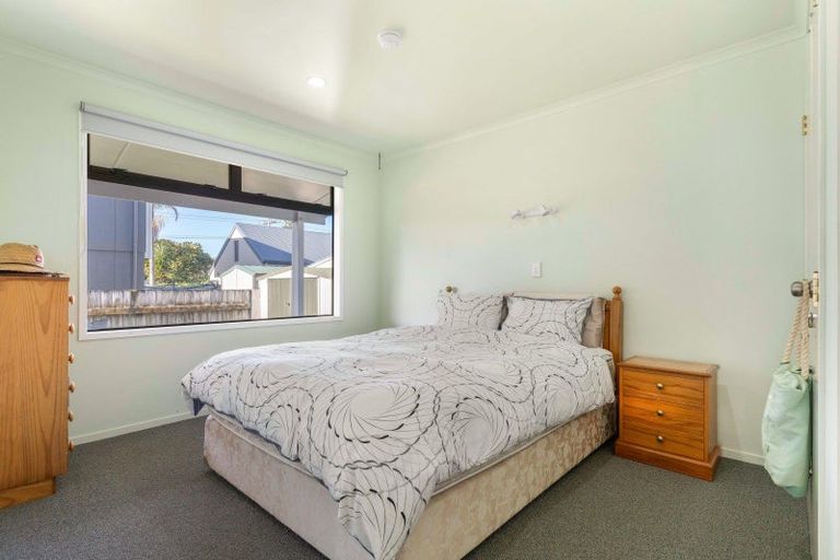 Photo of property in 307b Ocean Road, Whangamata, 3620