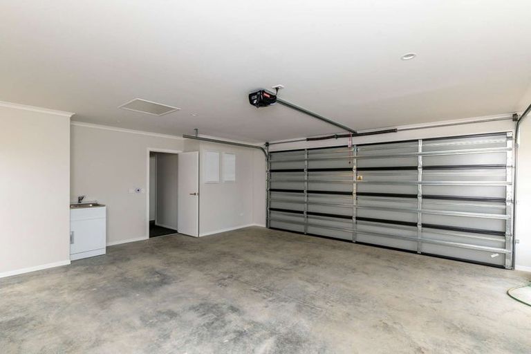 Photo of property in 6 Magnolia Place, Levin, 5510