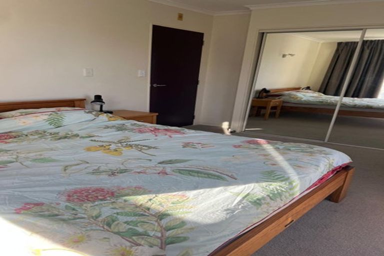 Photo of property in Terrace Heights Apartments, 12a/163 The Terrace, Wellington Central, Wellington, 6011