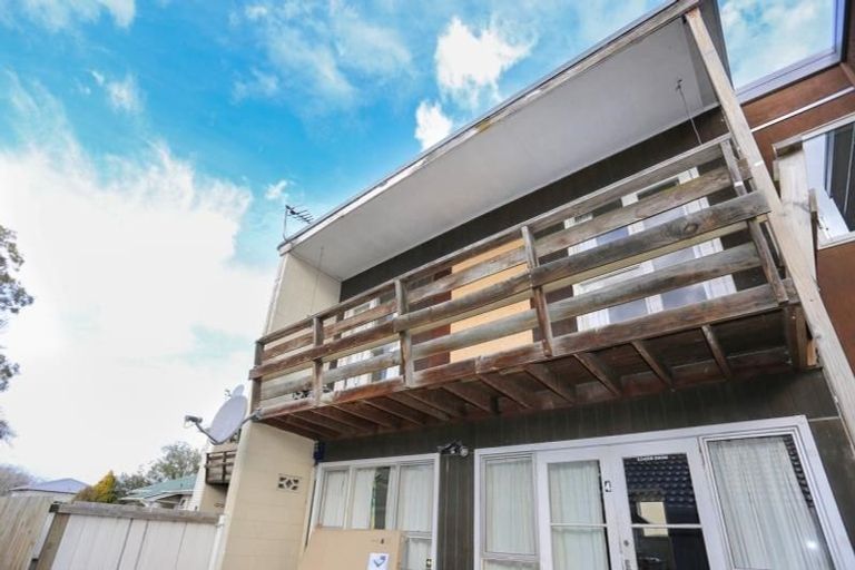 Photo of property in 5/49 Picton Avenue, Riccarton, Christchurch, 8011