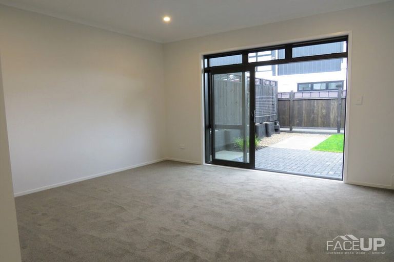 Photo of property in 11 Pukewhero Rise, Westgate, Auckland, 0614