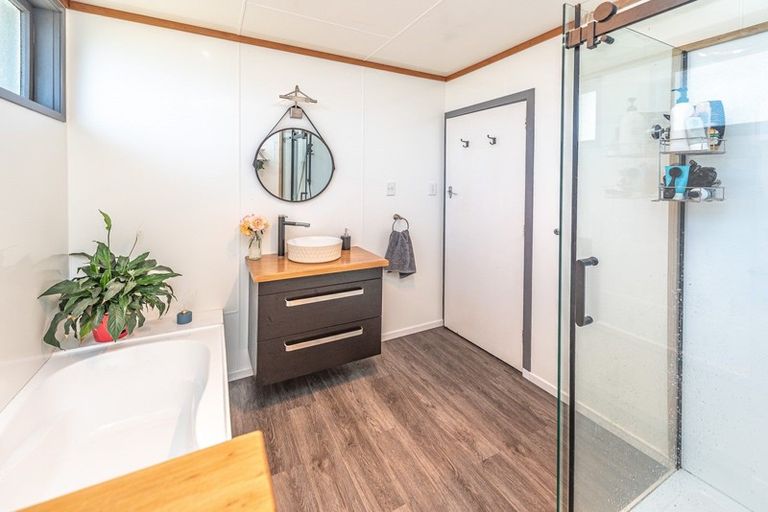 Photo of property in 23 Smith Street, Waverley, 4510