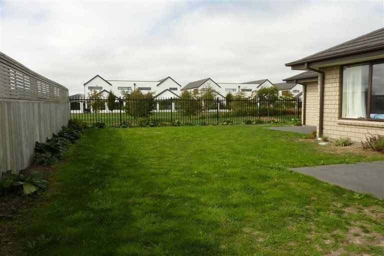 Photo of property in 8 Derek Anderson Place, Halswell, Christchurch, 8025