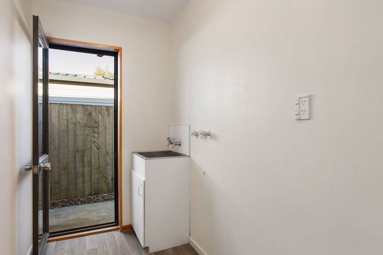 Photo of property in 1/18 Winters Road, Redwood, Christchurch, 8051